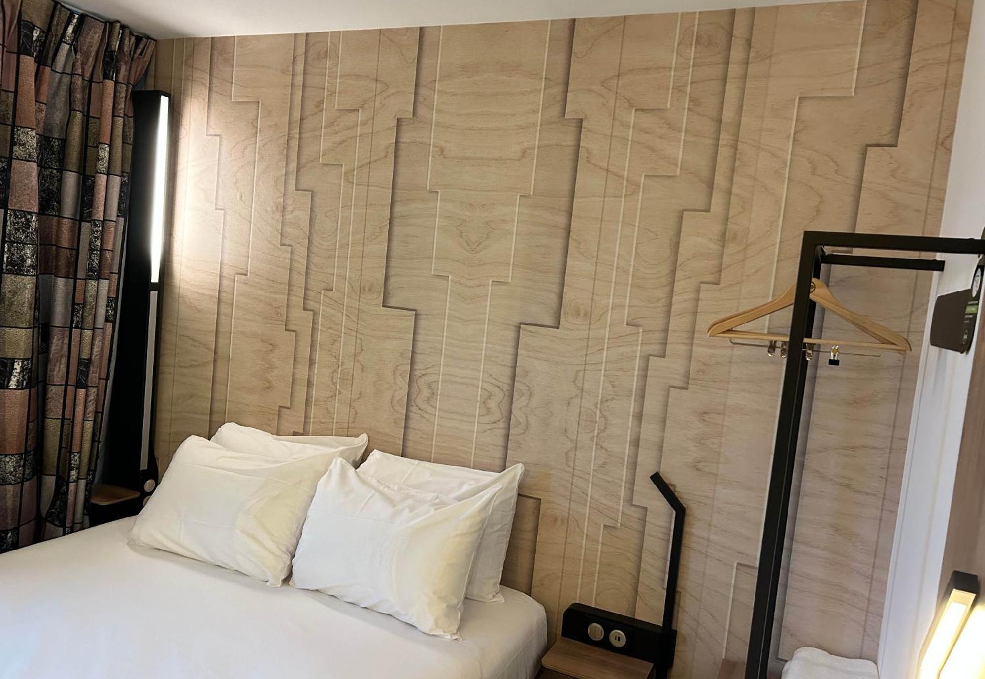 B&B Hotel Cergy Saint-Christophe Gare Bagian luar foto