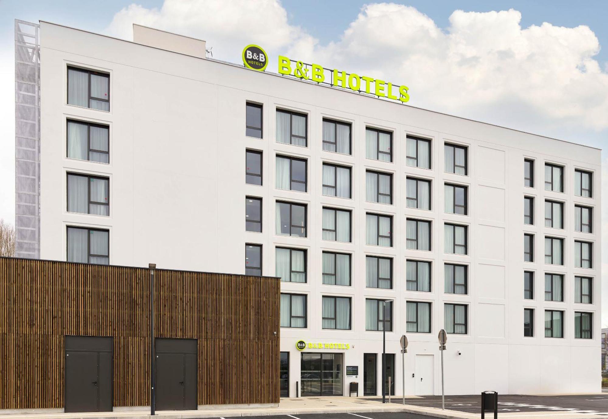B&B Hotel Cergy Saint-Christophe Gare Bagian luar foto